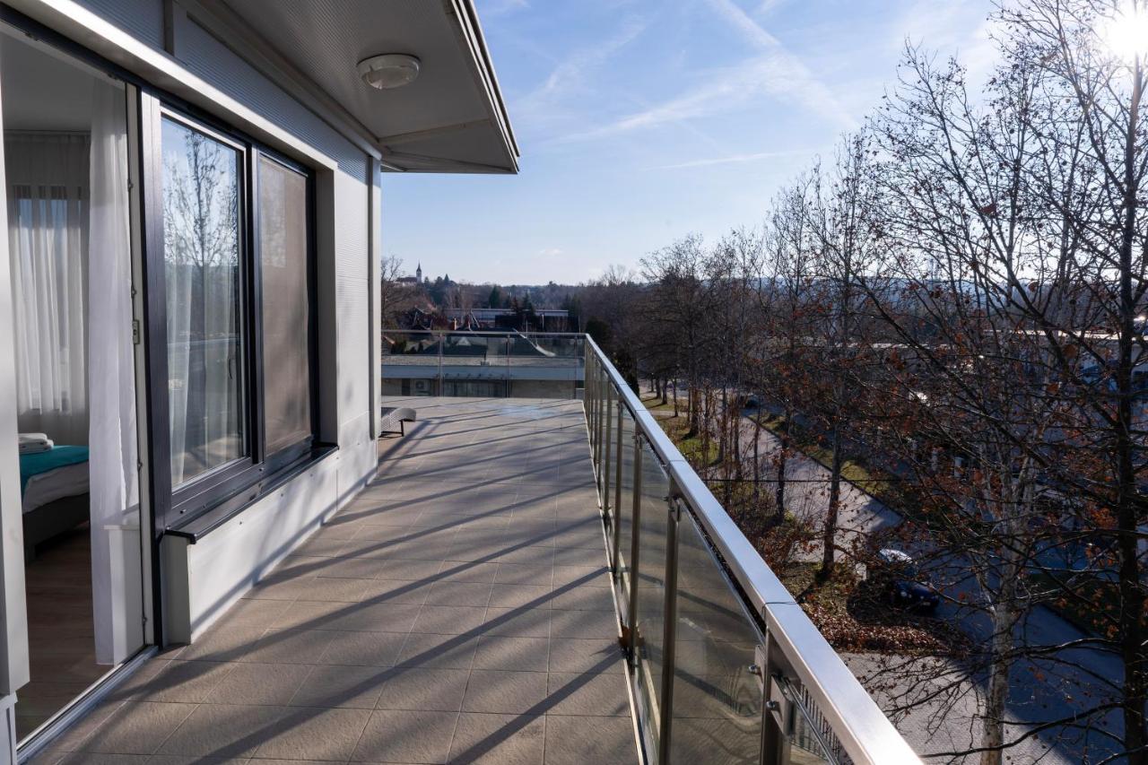 Zamardi Tok Hotell Exteriör bild