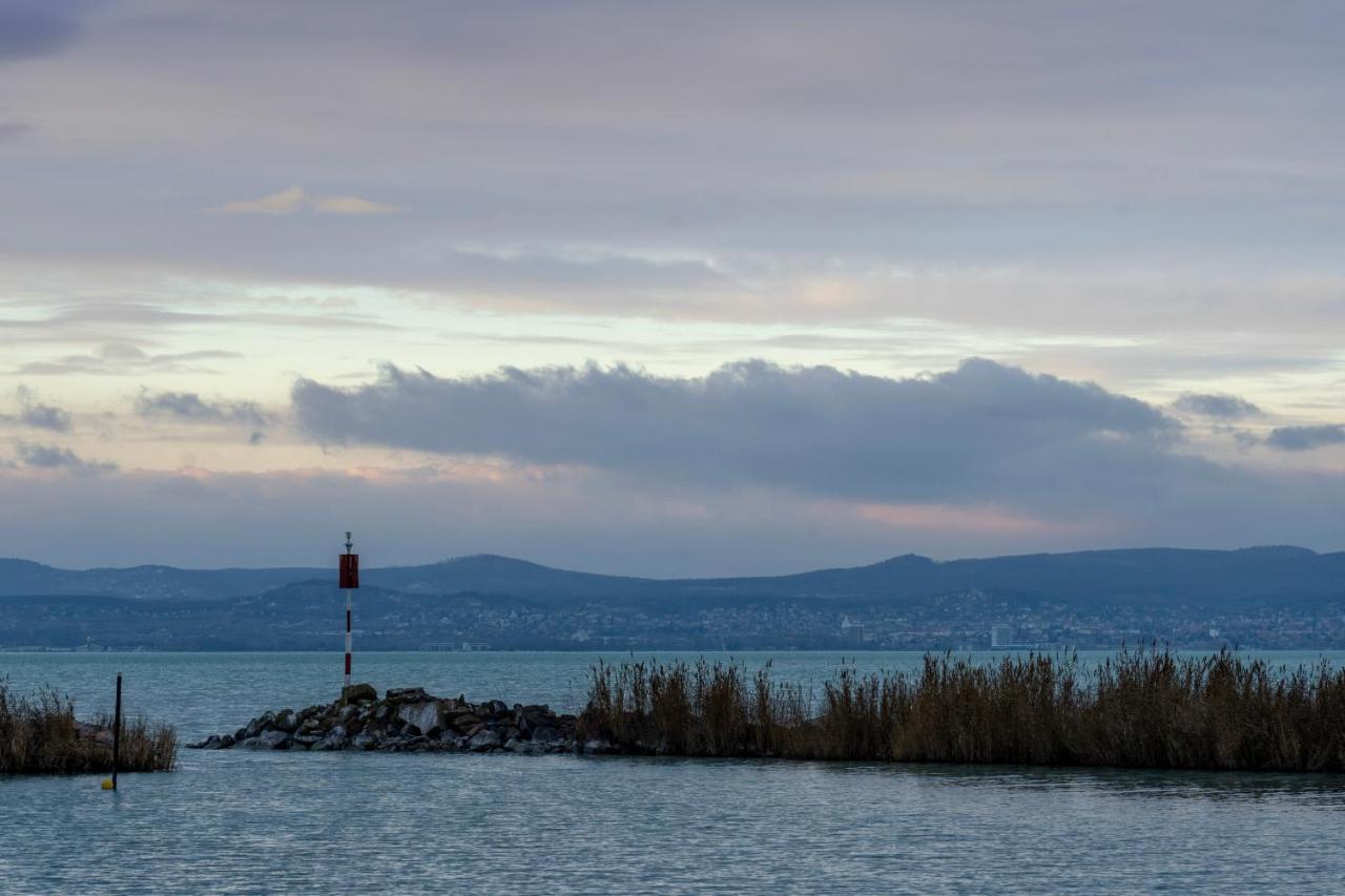 Zamardi Tok Hotell Exteriör bild